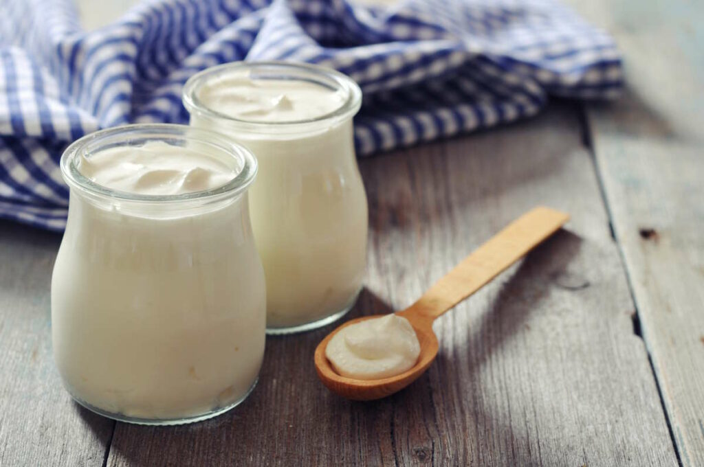 lower blood pressure with yoghurt